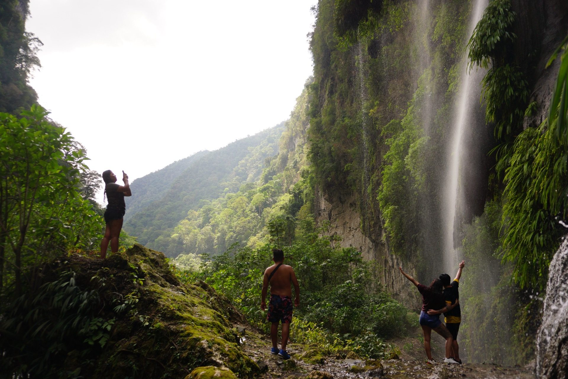 Catarata derrepente-tour Tingo María